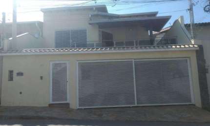 Casa à venda em Jaguariúna, Centro, com 4 quartos, com 280 m²