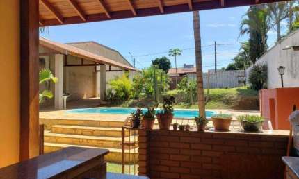 Casa à venda em Jaguariúna, Jardim Botânico, com 2 suítes, com 191.39 m²