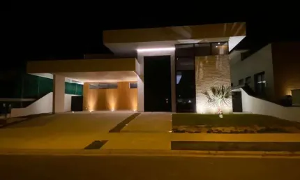 Casa à venda em Jaguariúna, Residencial Campo Camanducaia, com 3 suítes, com 252.94 m²