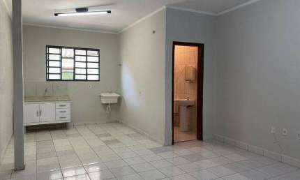 Casa para alugar em Jaguariúna, Jardim Fortanela, com 1 quarto, com 40 m²