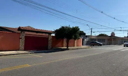 Casa à venda em Jaguariúna, Dom Bosco, com 2 quartos, com 195 m²