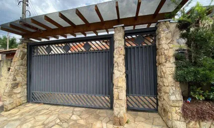 Casa à venda em Jaguariúna, São Sebastião, com 3 quartos, com 200 m²