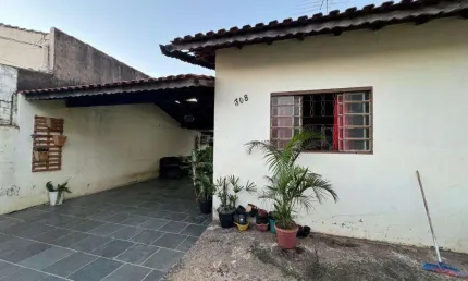 Casa à venda em jaguariúna, boa vista, com 2 quartos, com 106 m²