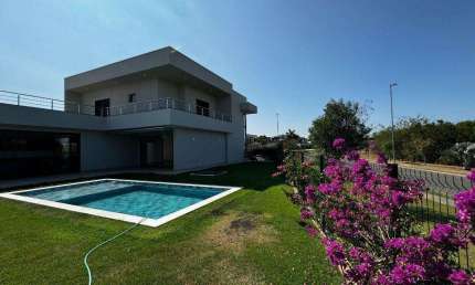 Casa à venda em Jaguariúna, Residencial Campo Camanducaia, com 3 suítes, com 321.72 m²