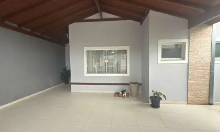 Casa à venda em Jaguariúna, Nova Jaguariúna III, com 3 quartos, com 171 m²