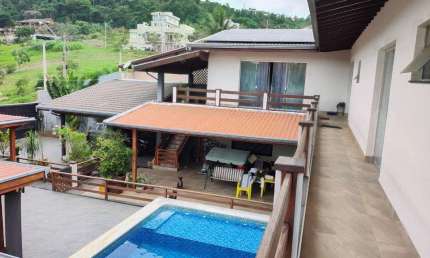 Casa à venda em Jaguariúna, Nova Jaguariúna III, com 5 quartos, com 400 m²