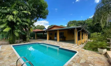 Chácara à venda em Jaguariúna, Parque Ana Helena, com 2 quartos, com 982 m², Condomínio Ana Helena
