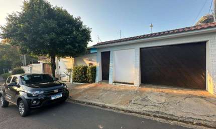 Casa para alugar em Jaguariúna, Jardim São Caetano, com 4 quartos, com 204.72 m²