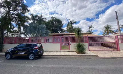 Chácara à venda e para alugar em Jaguariúna, Chácara Pesqueiro Roseira, com 4 suítes, com 1080 m²