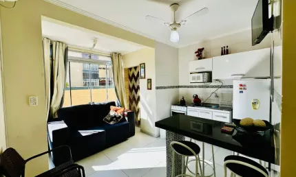 Lindo apartamento 1 dormitório térreo em capão novo, apenas 150m do mar