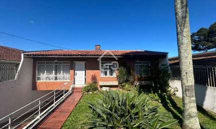 Casa com 4 quartos à venda na Rua Robert Kennedy, Tingui, Curitiba, 315 m2 por R$ 970.000