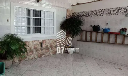 Casa com 2 dormitórios à venda, 85 m² por R$ 750.000,00 - Boqueirão - Praia Grande/SP