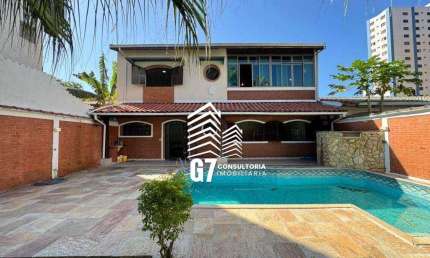 SOBRADO À VENDA - COM PISCINA E ESPAÇO GOURMET - A 100 METROS DA PRAIA!