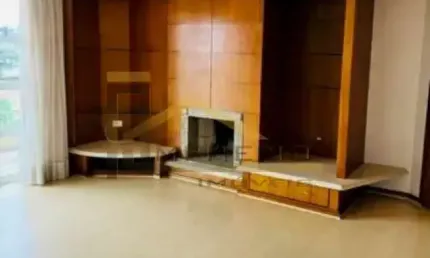 Apartamento de Luxo à Venda em Curitiba-PR, no Bairro Bigorrilho - 4 Quartos, 1 Suíte, 1 Sala, 4 Banheiros, 2 Vagas, 184,80m².