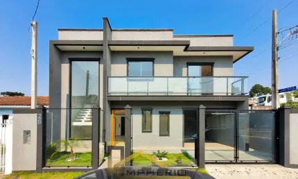 Casa de 3 quartos com suíte e 2 salas no Umbará, Curitiba-PR: 196m², 3 banheiros, 2 vagas de garagem!