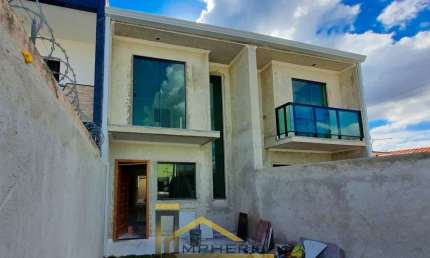 Imperdível oportunidade: Casa à venda em Curitiba - PR, Campo de Santana! 3 quartos, 1 sala, 2 banheiros, 1 vaga, 82m².