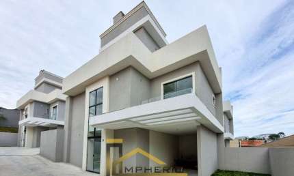 Imperdível casa à venda em Curitiba-PR, Xaxim: 3 quartos, 1 suíte, 2 salas, 3 banheiros, 1 vaga de garagem, 140m². Confira!