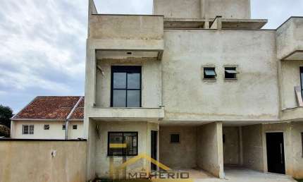 Imperdível! Casa à venda em Curitiba-PR, Uberaba: 3 quartos, 1 suíte, 3 salas, 1 vaga e 120m². Venha conferir!