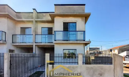 Imperdível casa à venda em Curitiba-PR, bairro Umbará! 3 quartos, 1 sala, 1 banheiro, 2 vagas de garagem. Confira!
