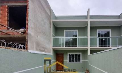 Casa à venda em Curitiba-PR, bairro Tatuquara: 2 quartos, 1 sala, 1 banheiro, 1 vaga. Agende sua visita hoje!