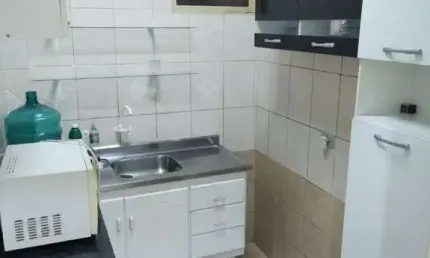 Apartamento à venda no Centro de Curitiba-PR: 2 quartos, 1 sala, 1 vaga de garagem, 65m². Imperdível!