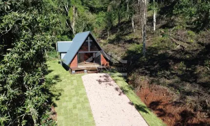 Chácara com cabana à venda em Picada Café na Serra Gaúcha