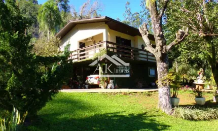 Sítio com casa de 3 quartos a venda em Picada Café na Serra Gaúcha