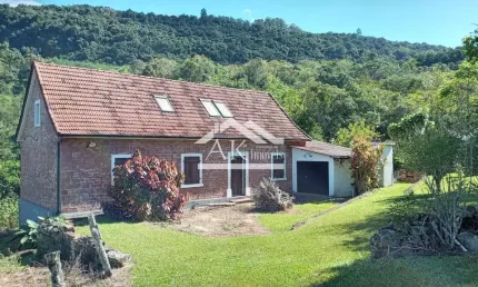 Sítio com casa centenária e arroio a venda em linha nova na serra gaúcha