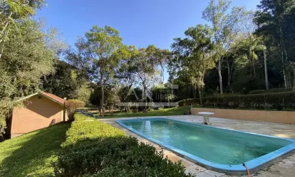 Chácara com fundos para arroio à venda em Picada Café na Serra Gaúcha