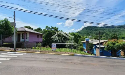 Terreno próximo da rodovia à venda em Picada Café na Serra Gaúcha