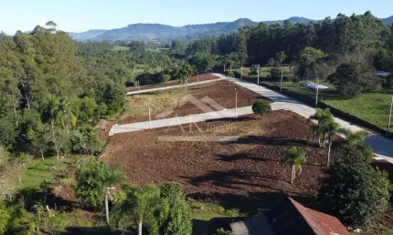 Terrenos residenciais à venda em Presidente Lucena, na Serra Gaúcha
