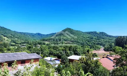 Amplo terreno arborizado à venda em picada café na serra gaúcha