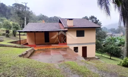 Casa mista à venda na cidade de picada café, na serra gaúcha