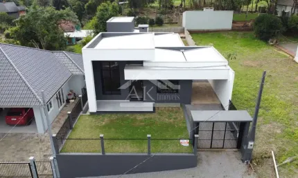 Belíssima casa com 3 quartos à venda em Picada Café, na Serra Gaúcha