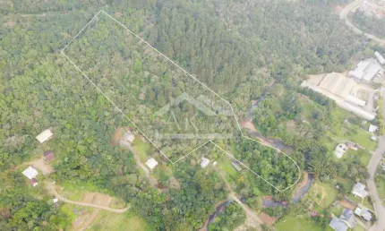 Área de terras com ótima localização à venda em Picada Café na Serra Gaúcha