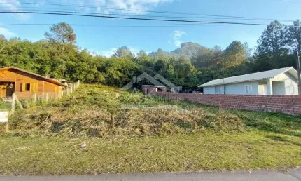 Amplo terreno a venda em bairro residencial em picada café na serra gaúcha