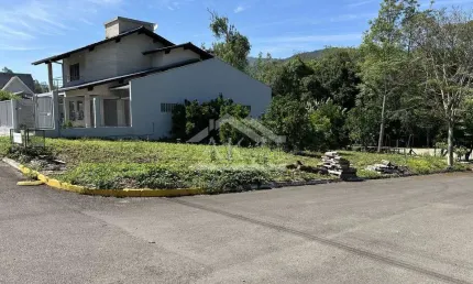 Terreno de esquina à venda no centro de picada café na serra gaúcha