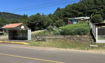 Amplo terreno de esquina à venda na cidade de picada café, na serra gaúcha