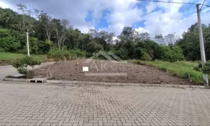 Terreno de esquina à venda no bairro kaffe eck, em picada café na serra gaúcha