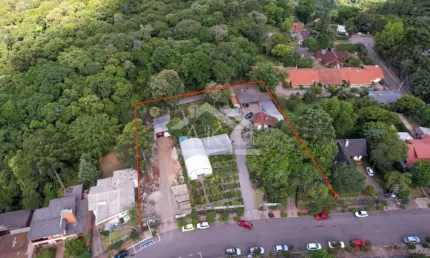 Amplo terreno à venda com potencial comercial no centro da cidade de nova petrópolis, na serra gaúcha