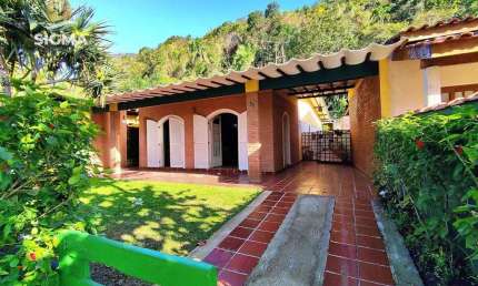 Casa à venda com 3 dormitórios - Condomínio com segurança e lazer - Jardim Albamar, Guarujá/SP