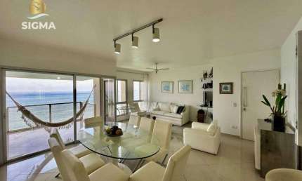 FRENTE AO MAR - Apartamento na praia 3 dormitórios 1 suíte 1 vaga Varanda Pitangueiras Guarujá.