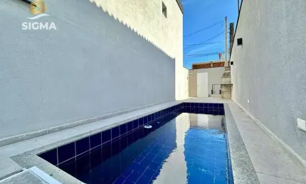 Sobrado à Venda no Perequê em Guarujá | Alfa Imóveis