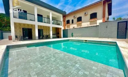 Casa em condomínio à venda com 4 dormitórios - Piscina e churrasqueira - 2 vagas - Jardim Albamar - Guarujá/SP