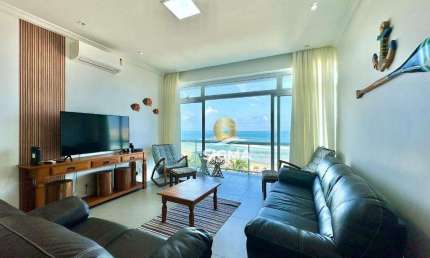 FRENTE MAR - Apartamento com 3 suítes à venda na Praia das Pitangueiras - Guarujá/SP.