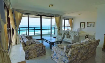 Apartamento com 3 dormitórios para alugar, 200 m² por R$ 15.000,00/mês - Pitangueiras - Guarujá/SP