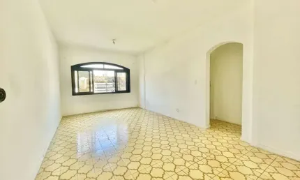 Apartamento com 2 quartos à venda na Praia das Pitangueiras - Guarujá/SP.