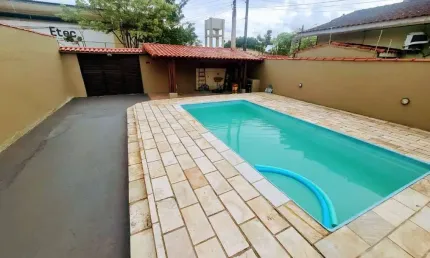 Casa com 2 dormitórios à venda, 95 m² por R$ 780.000 - Jd Helena maria - Guarujá/SP