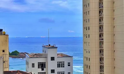 Flat com 3 dormitórios à venda, 100 m² por R$ 850.000,00 - Pitangueiras - Guarujá/SP