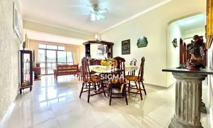 Cobertura com 4 quartos sendo 1 suíte à venda na Praia da Enseada - Guarujá/SP.
